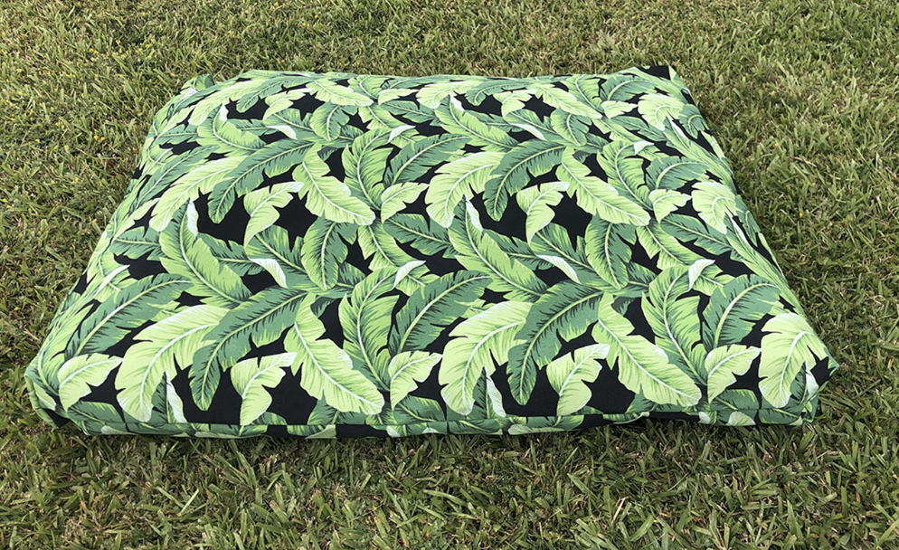 Outdoor All Weather Dog Bed (Unfilled) - Jungle Leaves